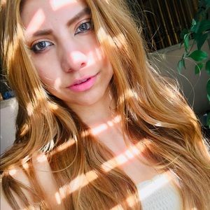 Meet your Posher, Liz